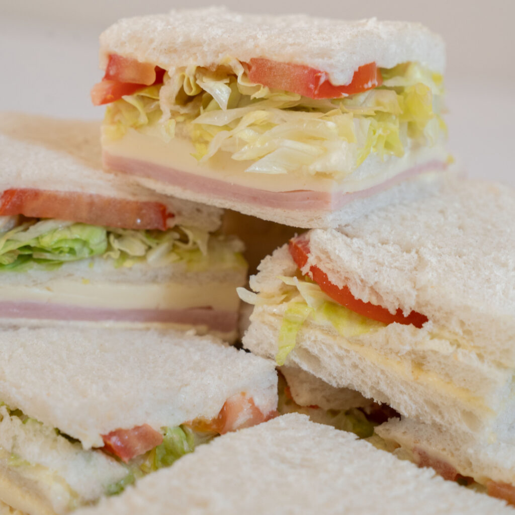 Triples Primavera hover